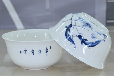 骨瓷碗套装 骨瓷碗 碗 景德镇陶瓷碗 礼品瓷 釉中彩 年年有余